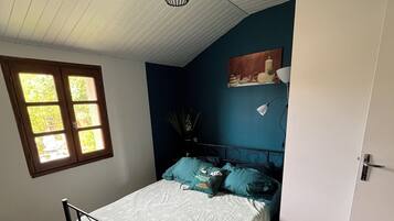 2 bedrooms