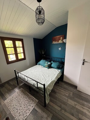 2 bedrooms