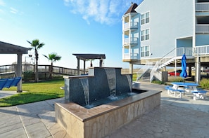 Condo (2 Bedrooms) | Property amenity