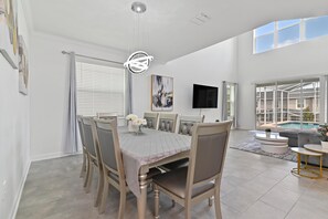 House, Multiple Beds (1183KBS - The Retreat at ChampionsGat) | Dining - 1183kbs - The Retreat at Championsgate (Davenport)