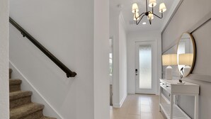 ハウス ベッド (複数台) (8946PTD- The Retreat at ChampionsGate) | 内装