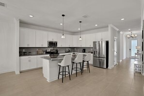 House, Multiple Beds (8946PTD- The Retreat at ChampionsGate) | Private kitchen - 8946ptd- The Retreat at Championsgate (Kissimmee)