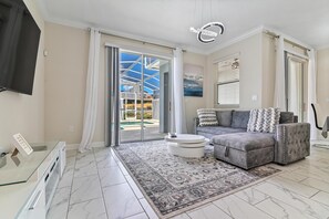 Condo, Multiple Beds (1116CHD - The Retreat at ChampionsGat) | Living area