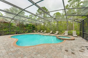 Pool - Themed Rooms, Pool & More! Custom Davenport Villa (Davenport)
