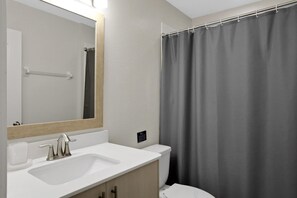 Casa, várias camas (209MCV - Balmoral Resort) | Banheiro