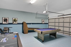 Casa, varias camas (209MCV - Balmoral Resort) | Sala de juegos