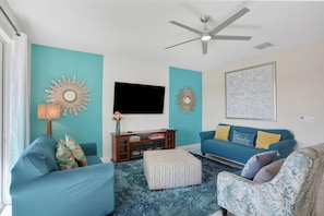 House, Multiple Beds (8966CCD-The Retreat at Championsgate) | Living area