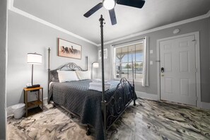 1 quarto, Wi-Fi de cortesia, roupa de cama