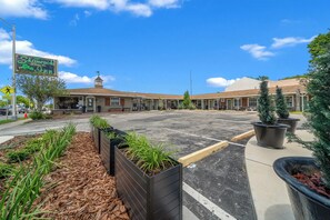 Exterior - Boutique hotel in historic downtown Ocala: Queen (Ocala)
