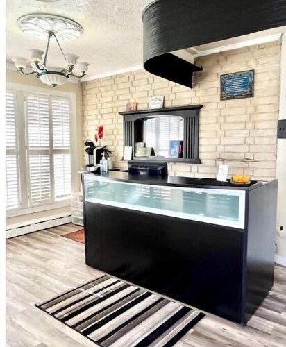 Boutique hotel in historic downtown Ocala: Queen