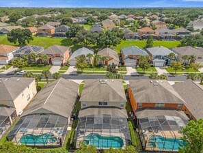Nhà, nhiều giường (2767LKD-Hollywood Hideaway-Emerald Is) | Ngoại thất