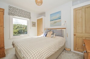 3 bedrooms, individually decorated, individually furnished, free WiFi