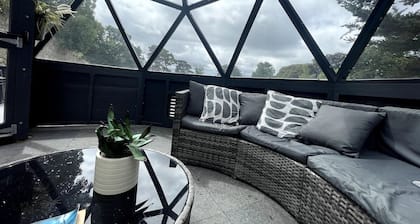 Alensgrove Cottages No. 01