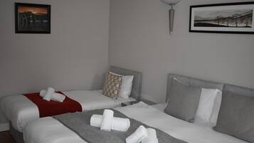 1 bedroom, iron/ironing board, internet, bed sheets
