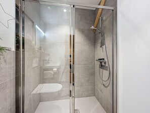 Shower, towels - Ash tree - Les Gets - Village center (Les Gets)