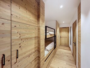 1 bedroom, bed sheets - Ash tree - Les Gets - Village center (Les Gets)