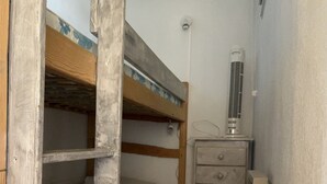 1 غرفة نوم وملاءات أسرّة