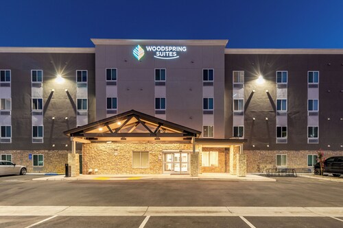 WoodSpring Suites Bakersfield Airport