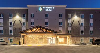 WoodSpring Suites Bakersfield Airport