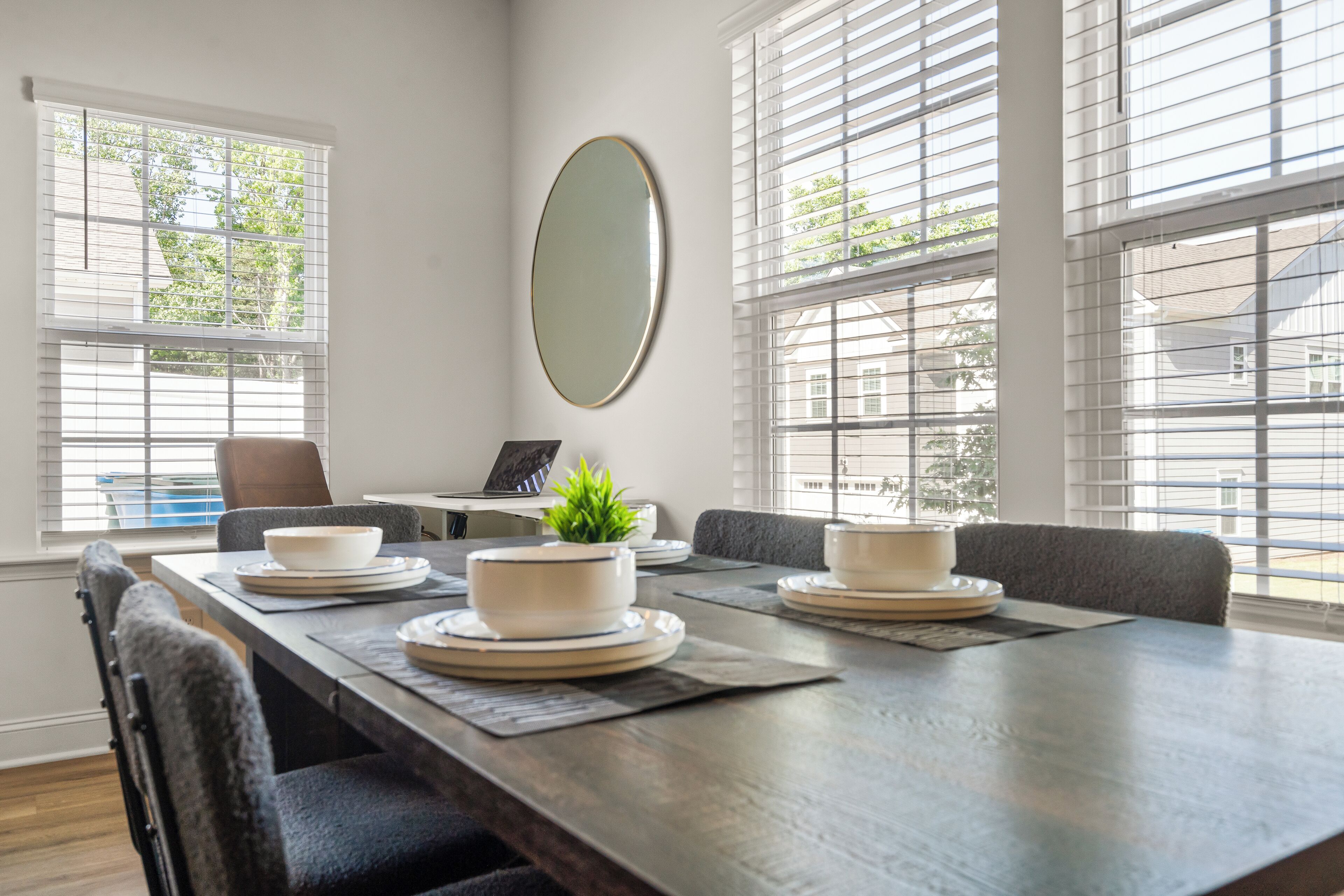 Townhome | Dining room