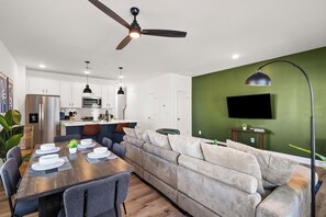Townhome | Living area