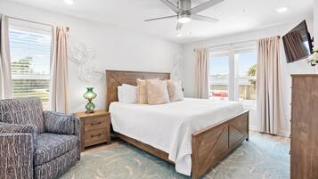 3 bedrooms, iron/ironing board, travel cot, free WiFi