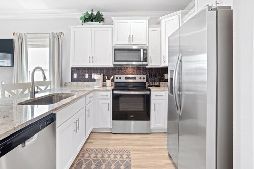 The Sea Willow at Lost Bay ~ Pet Friendly ~ Heart of Orange Beach, AL