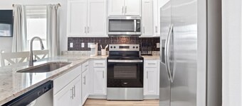 The Sea Willow at Lost Bay ~ Pet Friendly ~ Heart of Orange Beach, AL