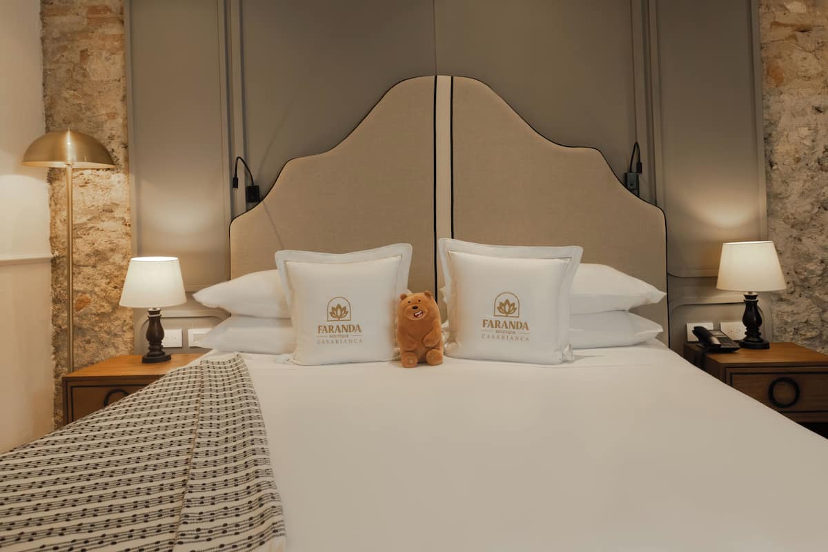 Habitación Premium, 1 cama de matrimonio grande | Ropa de cama de alta calidad y edredones de plumas