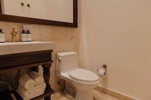 Shower, rainfall showerhead, hair dryer, heated floors