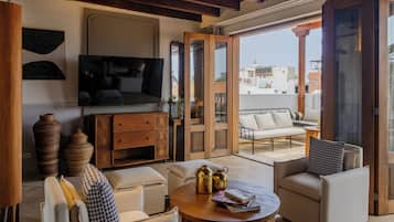 Suite, 1 King Bed