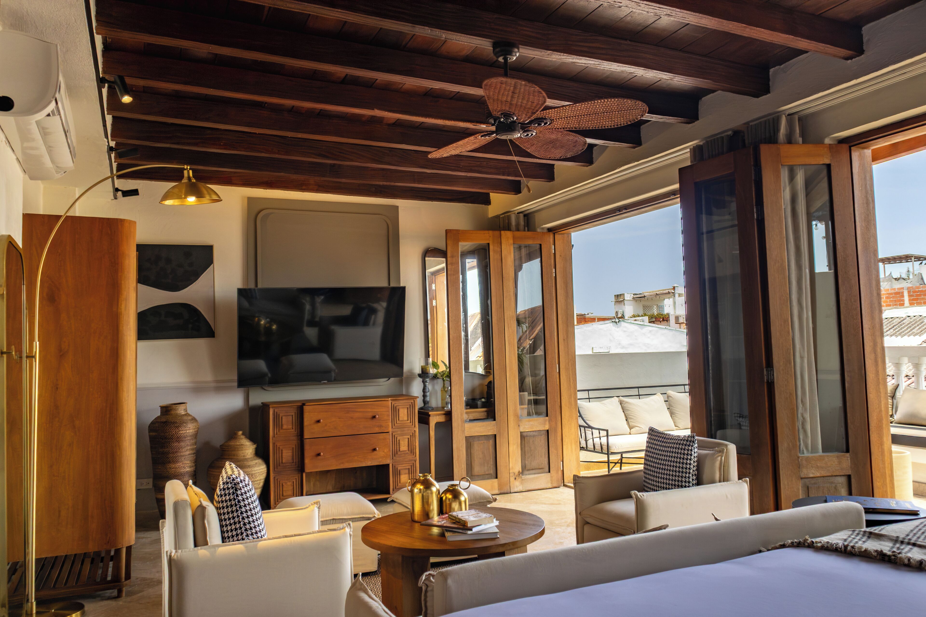 Suite, 1 King Bed