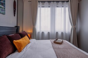 1 habitación, tabla de planchar con plancha, wifi y ropa de cama
