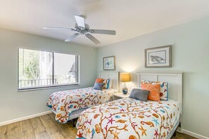 2 bedrooms, iron/ironing board, WiFi, bed sheets