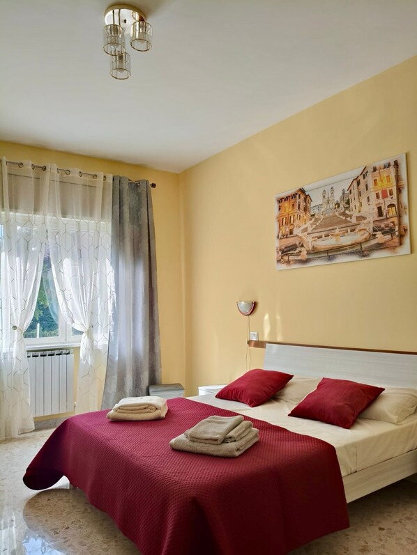 2 chambres, bureau, fer et planche à repasser, Wi-Fi gratuit