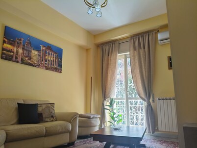 Delightful Rome apartment -Vatican 9' from the Battistini metro