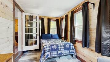 3 chambres, fer et planche à repasser, accès à Internet, literie fournie