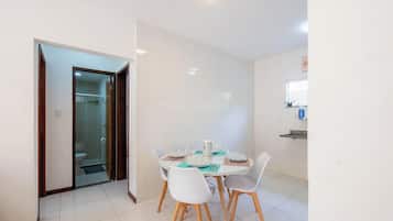 Apartemen Basic | Tempat makan