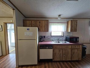 Microones, forn, placa de cuina i rentaplats 