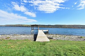 在海滩、沙滩毛巾