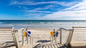 On the beach - Family-Friendly 2BR Suite at Ocean Walk - Beach & Pools Await (Daytona Beach)