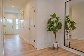 Interior - Stylish New Build | 3BR Townhouse | Master BDR TV! (Lynchburg)