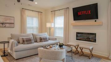TV, fireplace