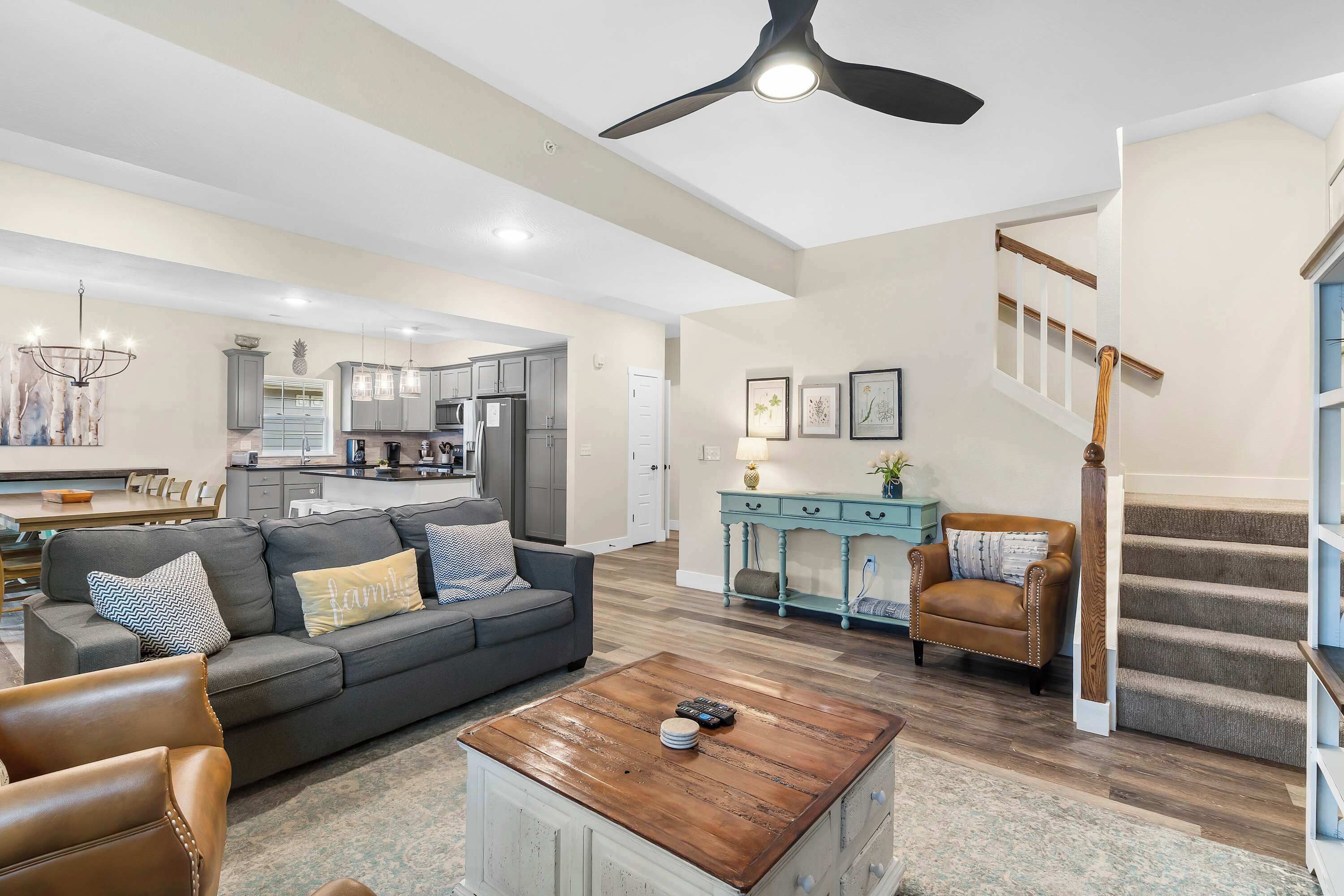 House, Multiple Beds, Hot Tub, Garden View (Pineapple Bungalow) | Living area | 50-inch flat-screen TV with digital channels