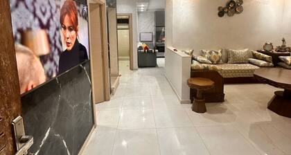 House with swimming pool 7 minutes from the beach by car