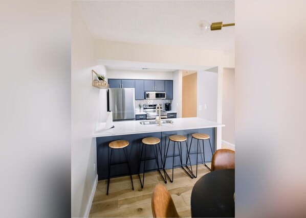 Condo, 1 King Bed with Sofa bed, Patio, Golf View (Suite Dreams) | Private kitchen | Fridge, microwave, oven, stovetop