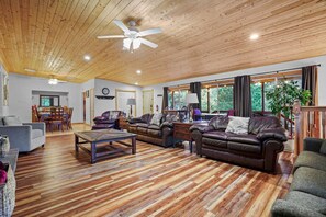 TV, fireplace - Airy Alto Escape w/ Deck, Games & Views (Lincoln County)