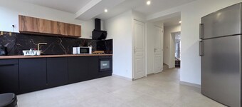 Stone house for a relaxing getaway, spacious, ideal for families.