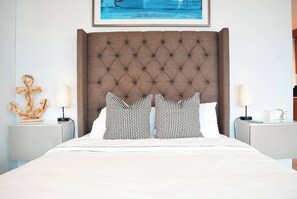 1 Schlafzimmer, BĂŒgeleisen/BĂŒgelbrett, Reisekinderbett, BettwĂ€sche