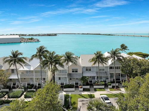 Villa del Sol - Sunset Views, Kayaks, 2/2.5 - Slip Available/Ramp/Free Pkg